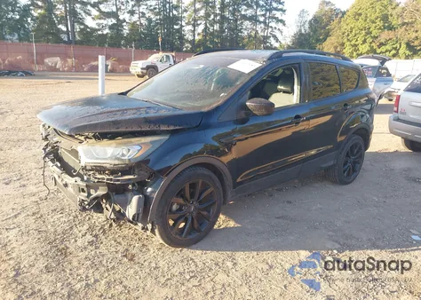 2017 Ford Escape Se z USA, uszkodzony, nr VIN 1FMCU0GD2HUA61022